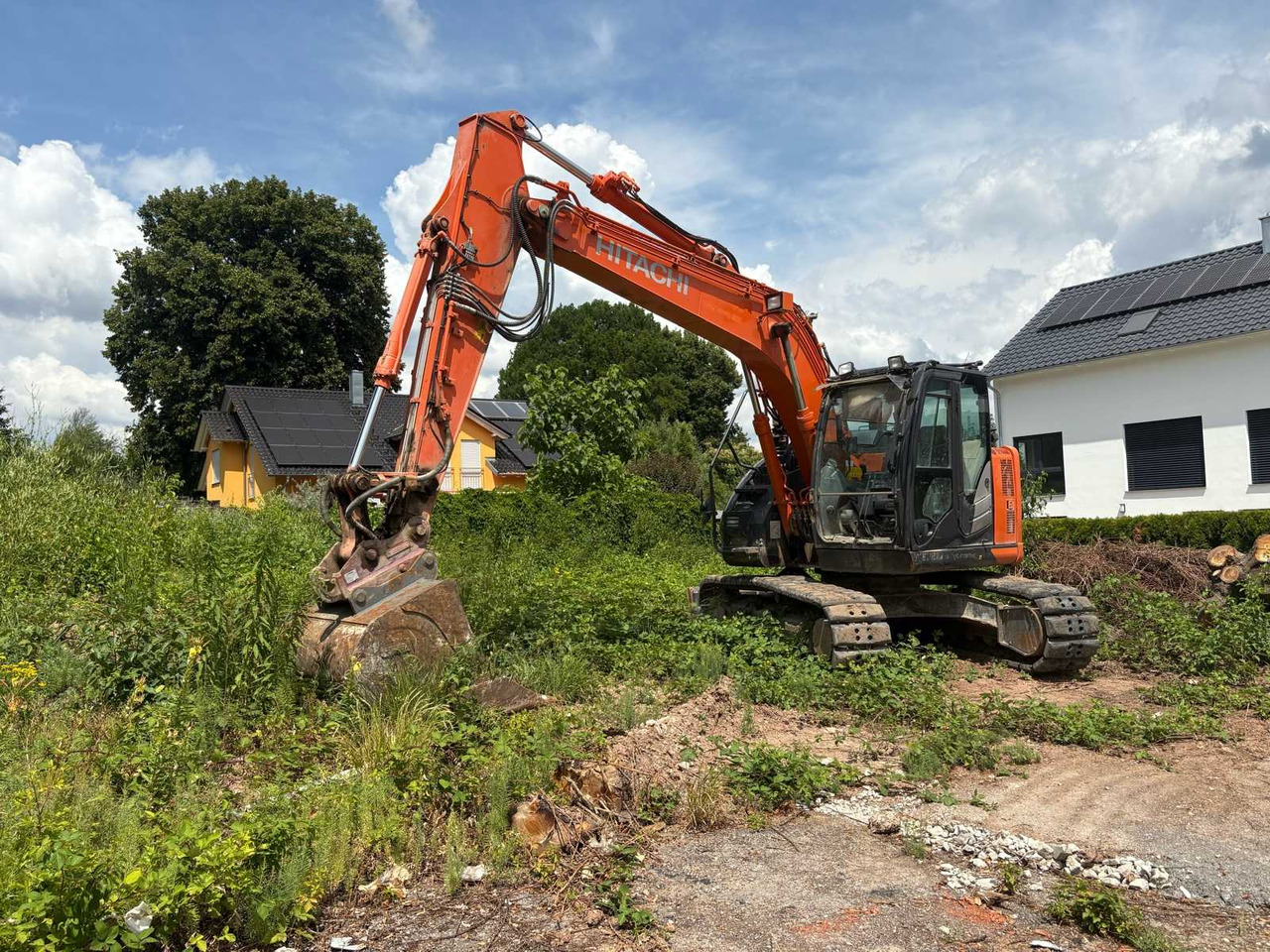 Hitachi ZX135 US-6 - Kettenbagger: das Bild 3 Hitachi ZX135 US-6 - Kettenbagger: das Bild 3