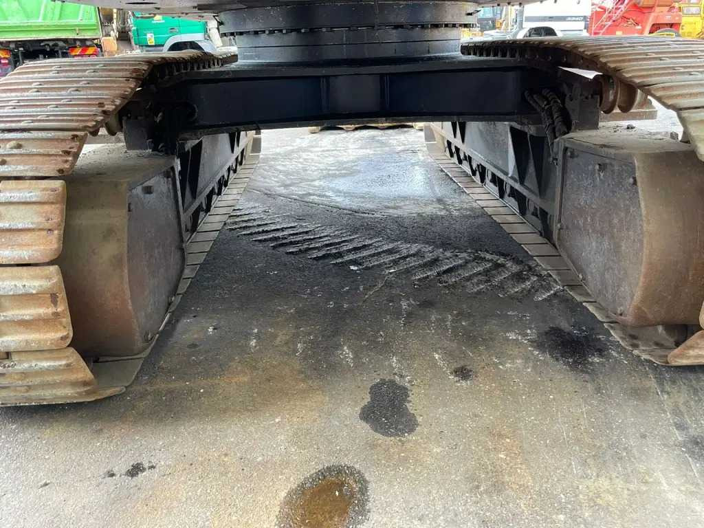 Hitachi Zaxis 470LCH - Kettenbagger: das Bild 5 Hitachi Zaxis 470LCH - Kettenbagger: das Bild 5
