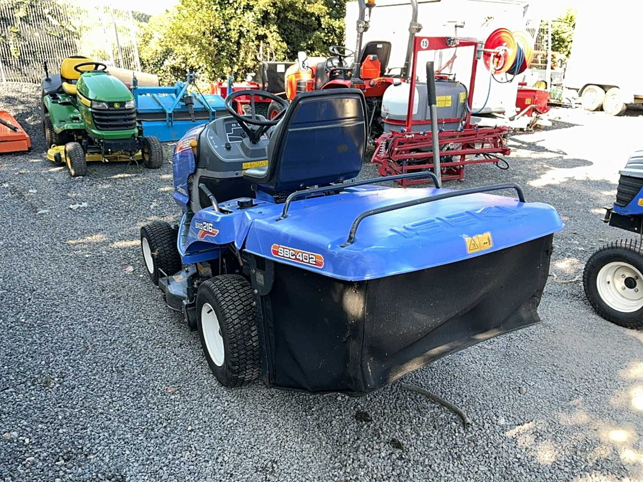 Iseki SXG 216 - Rasenmäher: das Bild 3 Iseki SXG 216 - Rasenmäher: das Bild 3