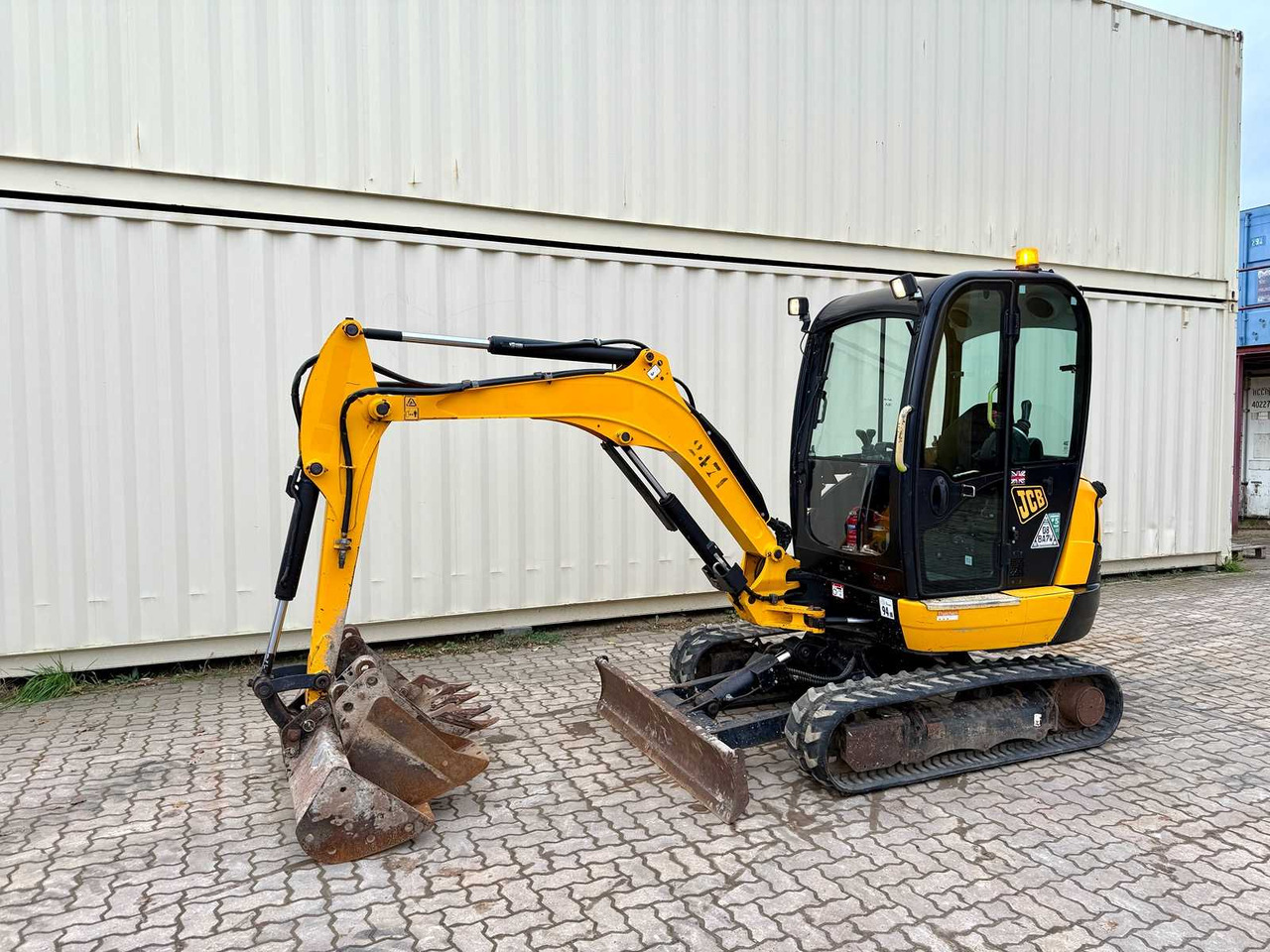 JCB - 8026 CTS - 2021 - MINI EXCAVATOR - Minibagger: das Bild 3 JCB - 8026 CTS - 2021 - MINI EXCAVATOR - Minibagger: das Bild 3