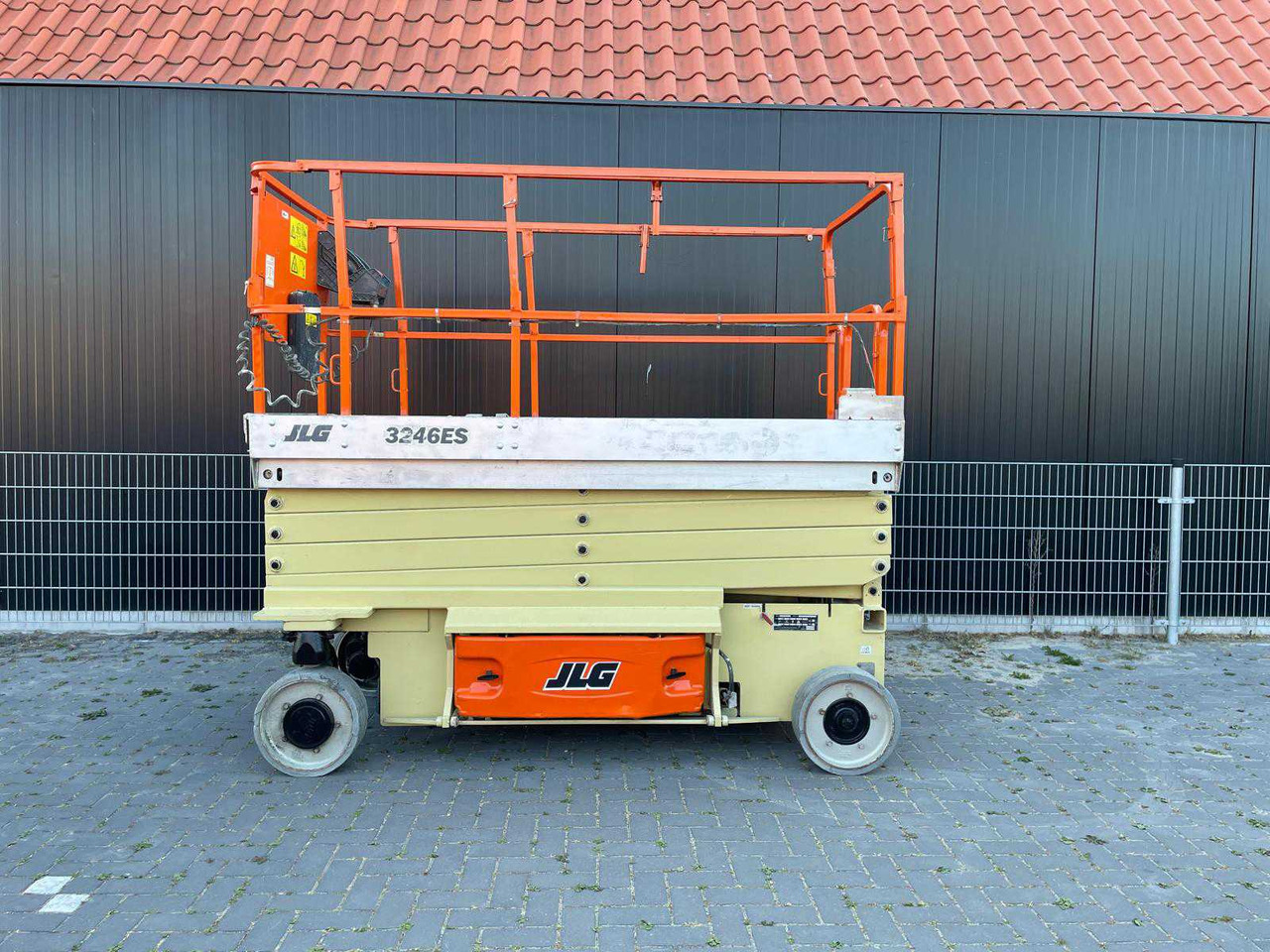 JLG 3246ES - Arbeitsbühne: das Bild 1 JLG 3246ES - Arbeitsbühne: das Bild 1