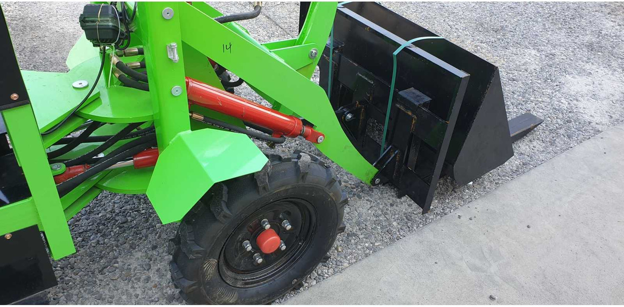 JPC ME18 4X4 WHEEL LOADER - Radlader: das Bild 5 JPC ME18 4X4 WHEEL LOADER - Radlader: das Bild 5