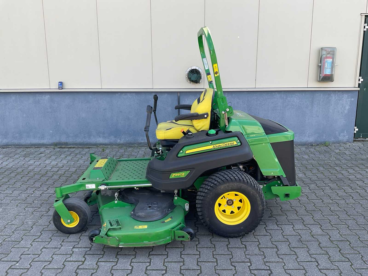 John Deere Z997R Diesel - Rasenmäher: das Bild 2 John Deere Z997R Diesel - Rasenmäher: das Bild 2