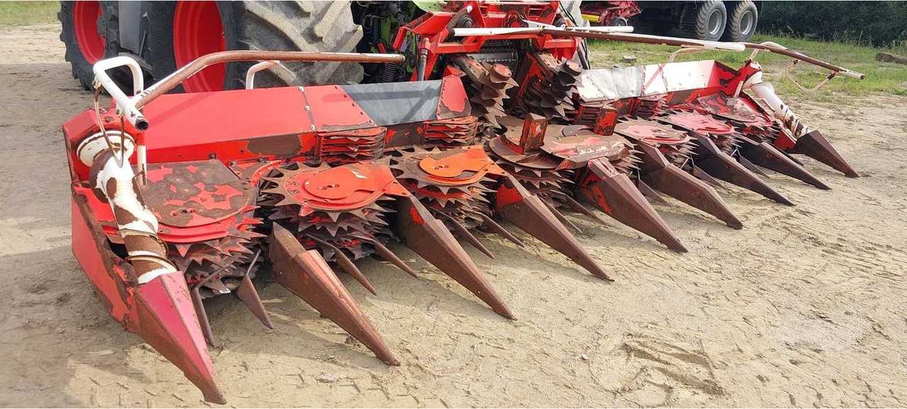 KEMPER - 2011 - 360 - HARVESTER-CHOPPER - Feldhäcksler: das Bild 2 KEMPER - 2011 - 360 - HARVESTER-CHOPPER - Feldhäcksler: das Bild 2