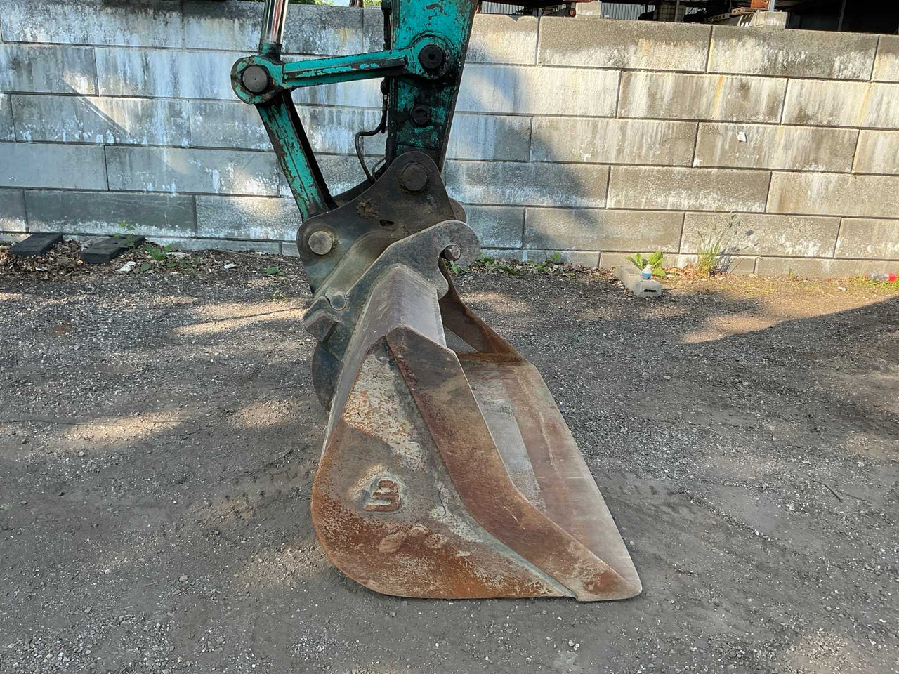 Kobelco SK235SR - Kettenbagger: das Bild 5 Kobelco SK235SR - Kettenbagger: das Bild 5