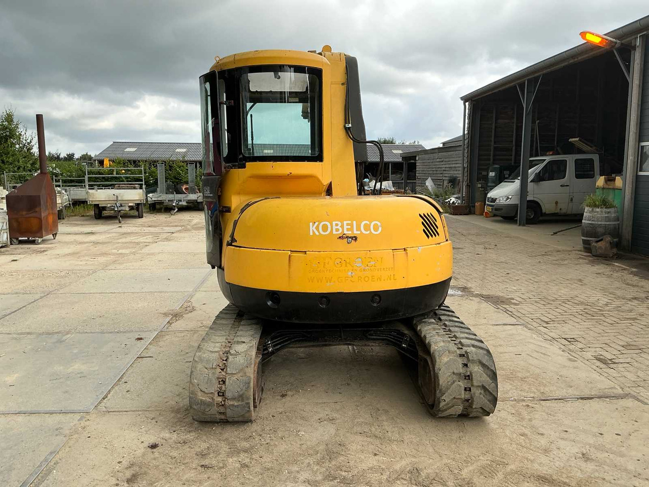 Kobelco SK50UR-2 - Kettenbagger: das Bild 4 Kobelco SK50UR-2 - Kettenbagger: das Bild 4