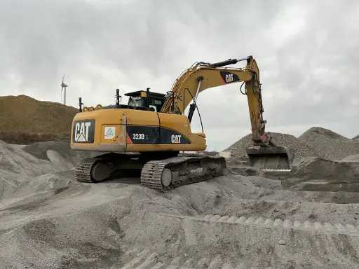 Komatsu 323D - Kettenbagger: das Bild 4 Komatsu 323D - Kettenbagger: das Bild 4