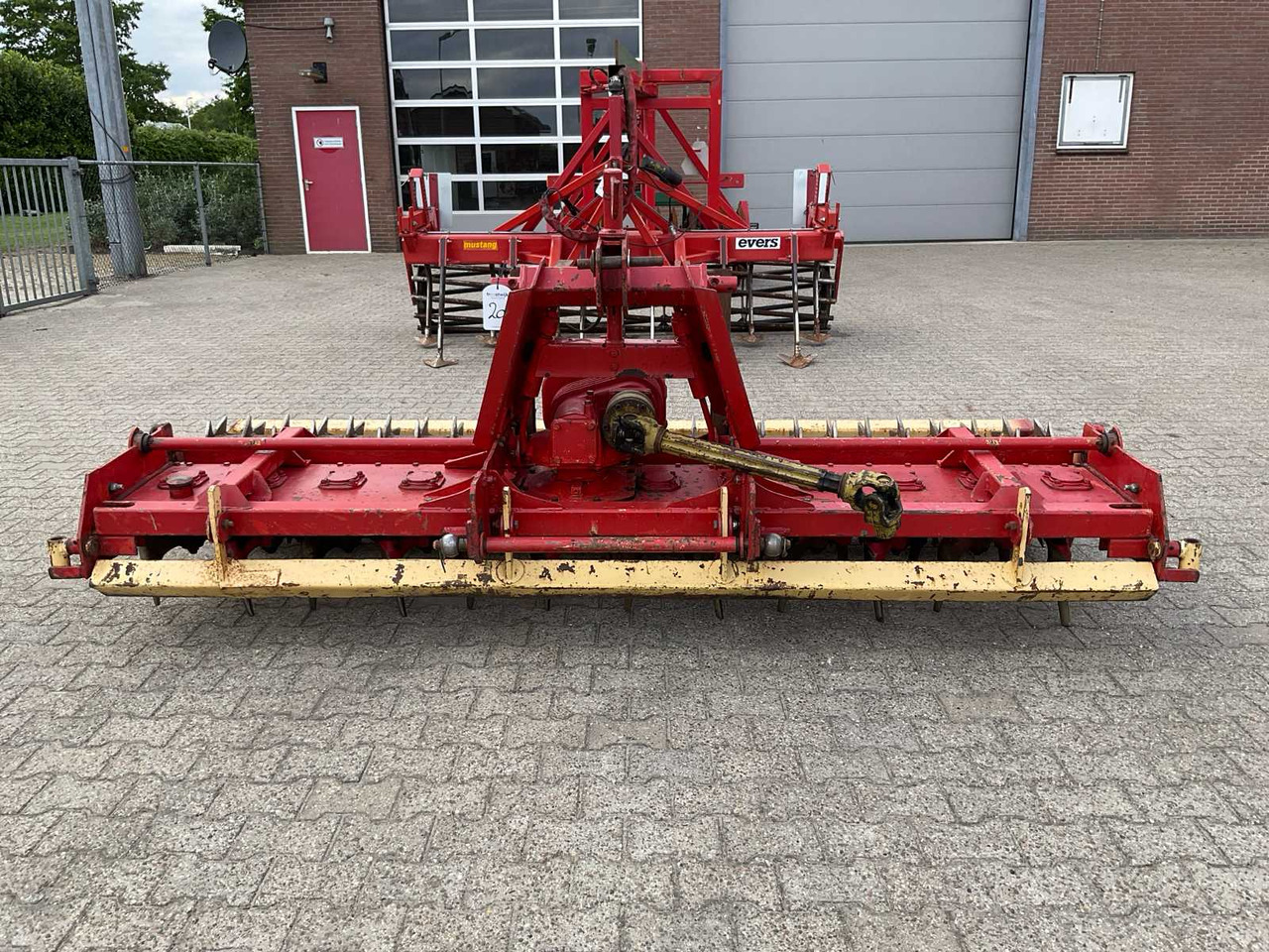 Krone KES 150/3000 - Kreiselegge: das Bild 2 Krone KES 150/3000 - Kreiselegge: das Bild 2