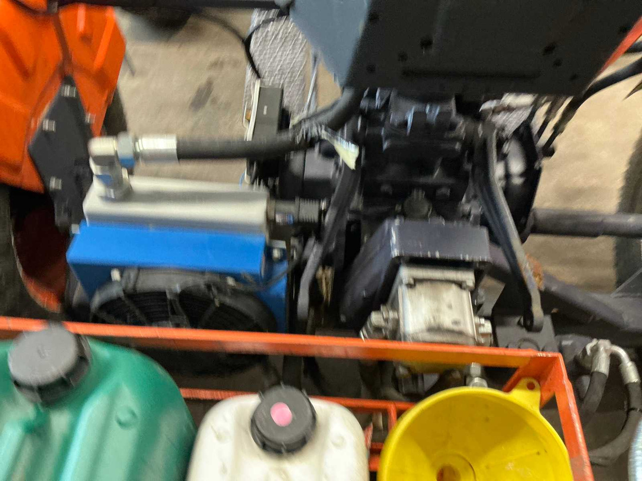 Kleintraktor Kubota B7000 4WD: das Bild 11