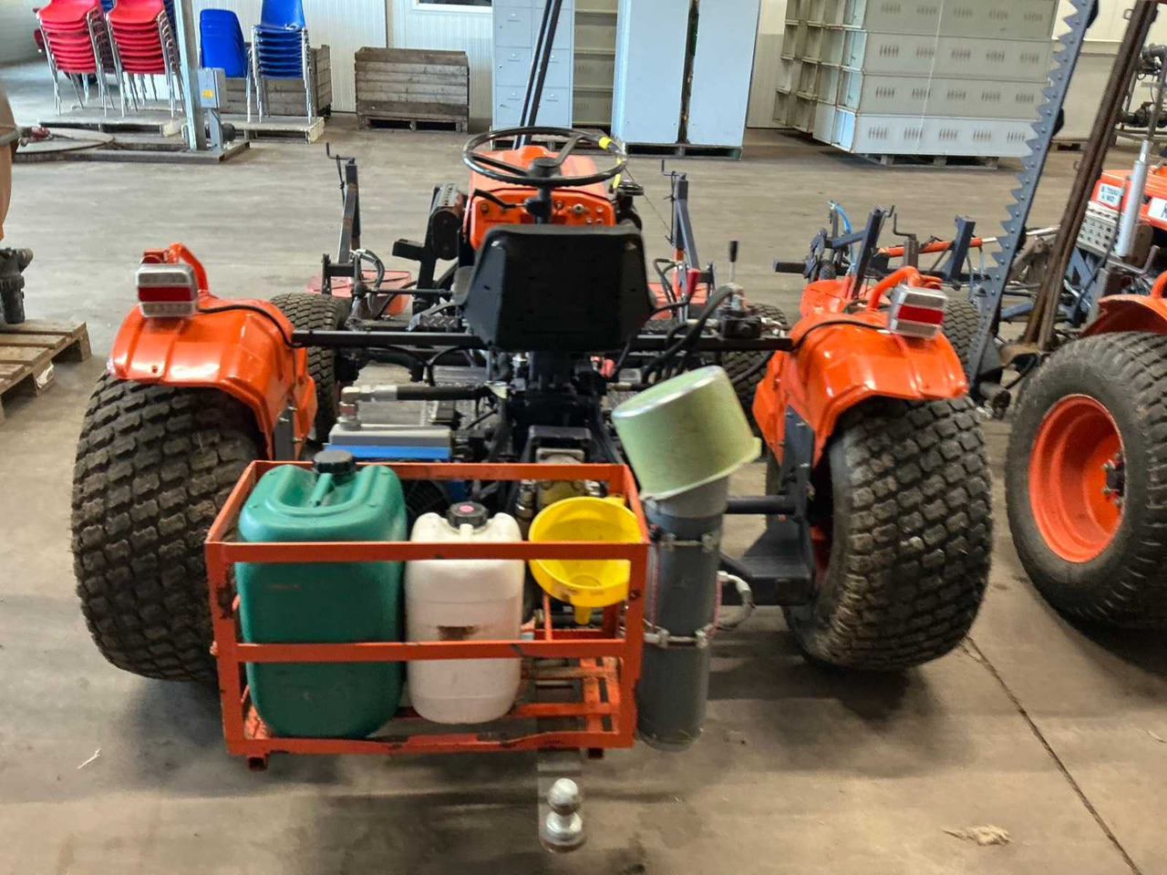 Kleintraktor Kubota B7000 4WD: das Bild 7