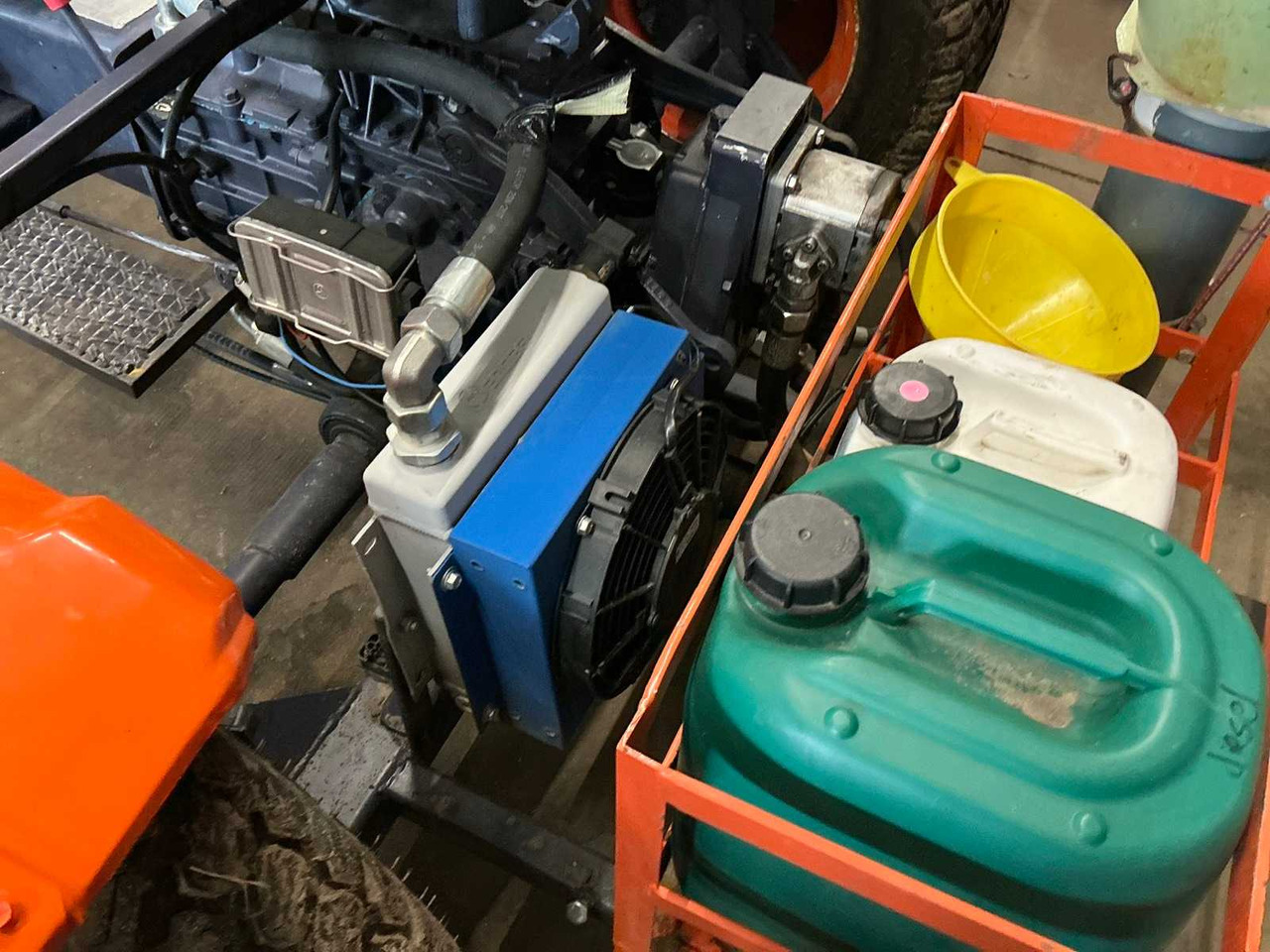 Kleintraktor Kubota B7000 4WD: das Bild 12