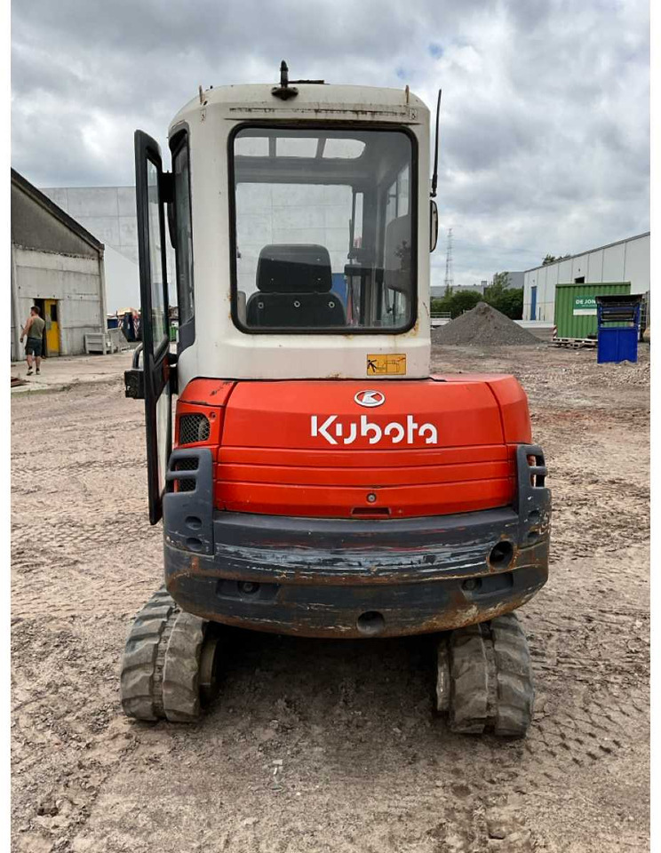 Kubota KX101-3 - Minibagger: das Bild 4 Kubota KX101-3 - Minibagger: das Bild 4
