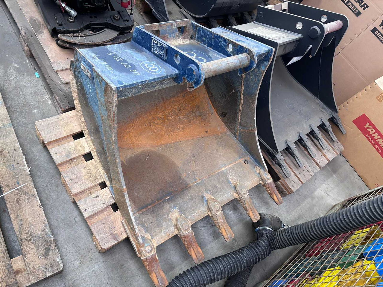 LEHNHOFF - CTL10 - 2016 - LOW SPOON 1000 MM WIDE, SW MS08 - Radlader: das Bild 2 LEHNHOFF - CTL10 - 2016 - LOW SPOON 1000 MM WIDE, SW MS08 - Radlader: das Bild 2