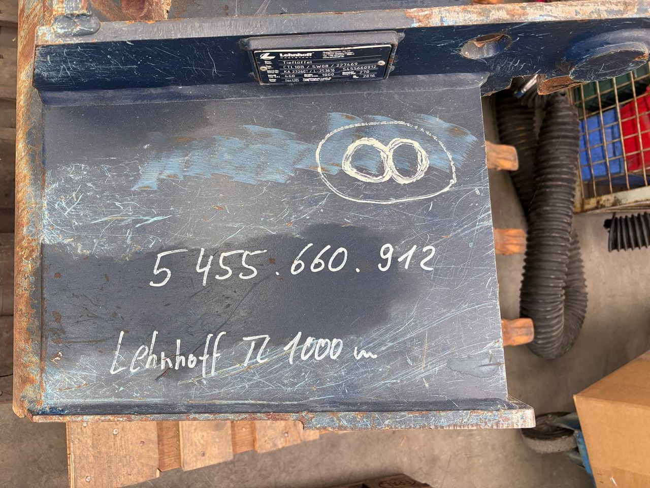 LEHNHOFF - CTL10 - 2016 - LOW SPOON 1000 MM WIDE, SW MS08 - Radlader: das Bild 4 LEHNHOFF - CTL10 - 2016 - LOW SPOON 1000 MM WIDE, SW MS08 - Radlader: das Bild 4