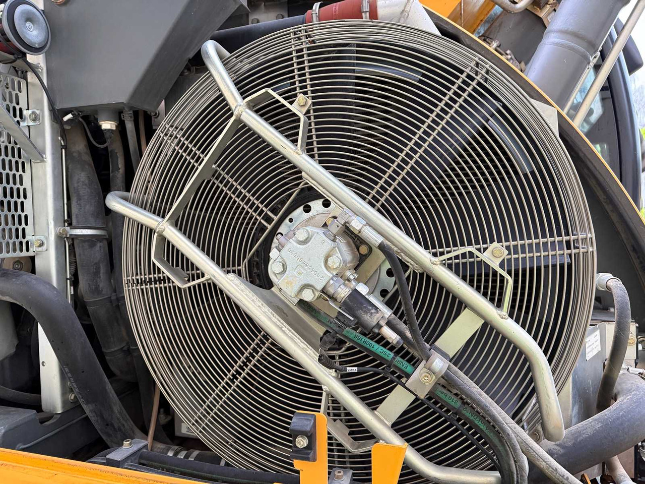 Mobilbagger LIEBHERR - A914 COMPACT - OILQUICK - 2017 - WHEELED EXCAVATOR: das Bild 33 Mobilbagger LIEBHERR - A914 COMPACT - OILQUICK - 2017 - WHEELED EXCAVATOR: das Bild 33