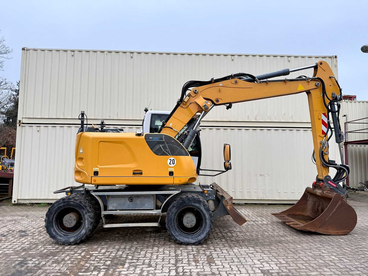 Mobilbagger LIEBHERR - A914 COMPACT - OILQUICK - 2017 - WHEELED EXCAVATOR: das Bild 6 Mobilbagger LIEBHERR - A914 COMPACT - OILQUICK - 2017 - WHEELED EXCAVATOR: das Bild 6