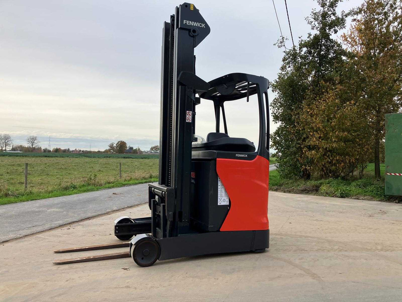 LINDE R14-01 REACH FORKLIFT TRUCK 2016 - Gabelstapler: das Bild 1 LINDE R14-01 REACH FORKLIFT TRUCK 2016 - Gabelstapler: das Bild 1