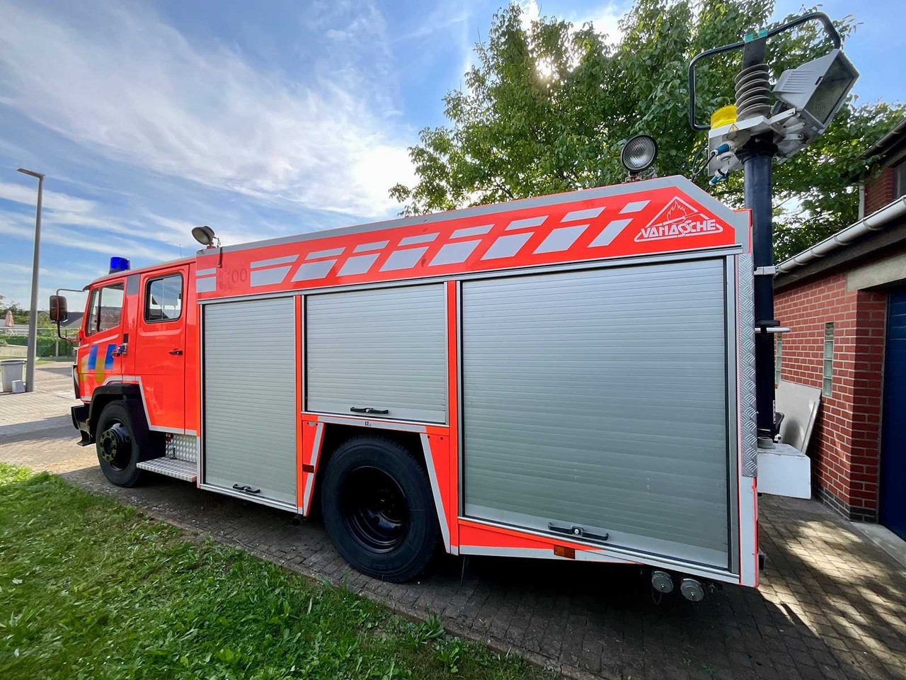 1997 MERCEDES-BENZ ATEGO FIRE TRUCK FIRE BRIGADE - LKW: das Bild 4 1997 MERCEDES-BENZ ATEGO FIRE TRUCK FIRE BRIGADE - LKW: das Bild 4