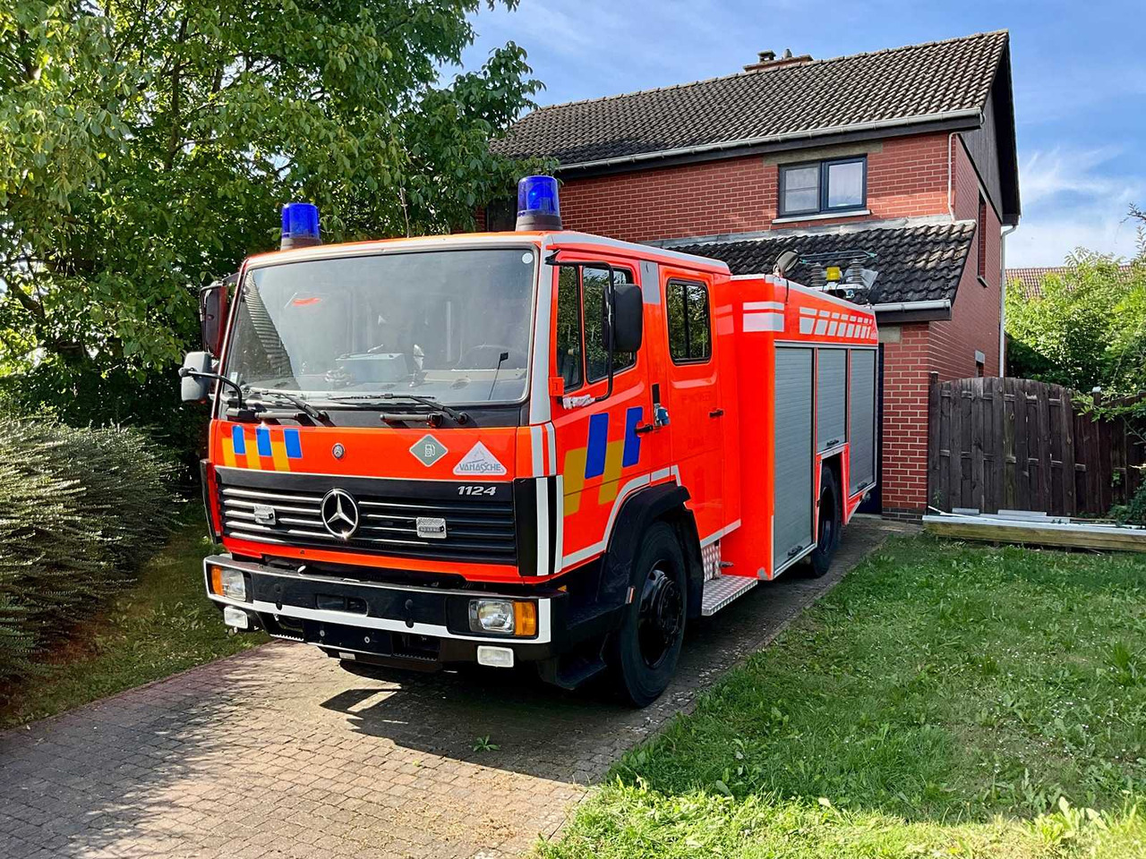 1997 MERCEDES-BENZ ATEGO FIRE TRUCK FIRE BRIGADE - LKW: das Bild 1 1997 MERCEDES-BENZ ATEGO FIRE TRUCK FIRE BRIGADE - LKW: das Bild 1