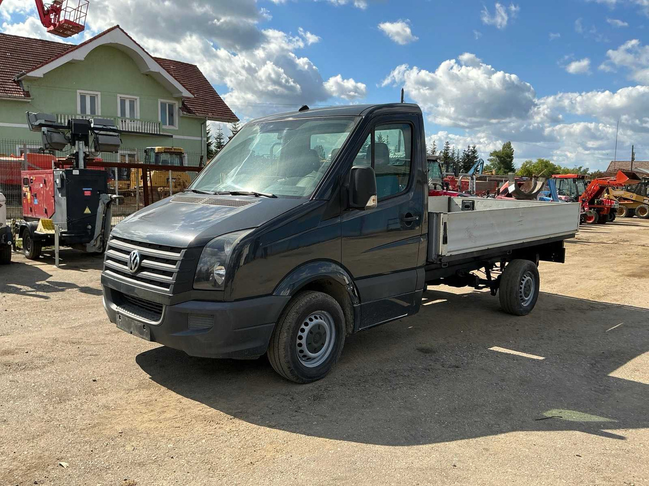 VOLKSWAGEN - CRAFTER 35 2.5 TDI - FLATBED TRUCK - 2010 - LKW: das Bild 2 VOLKSWAGEN - CRAFTER 35 2.5 TDI - FLATBED TRUCK - 2010 - LKW: das Bild 2