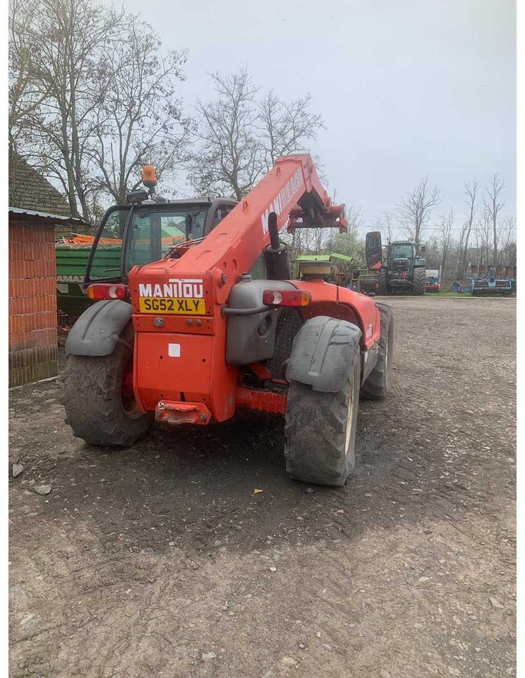 MANITOU - Frontlader für Traktor: das Bild 3 MANITOU - Frontlader für Traktor: das Bild 3