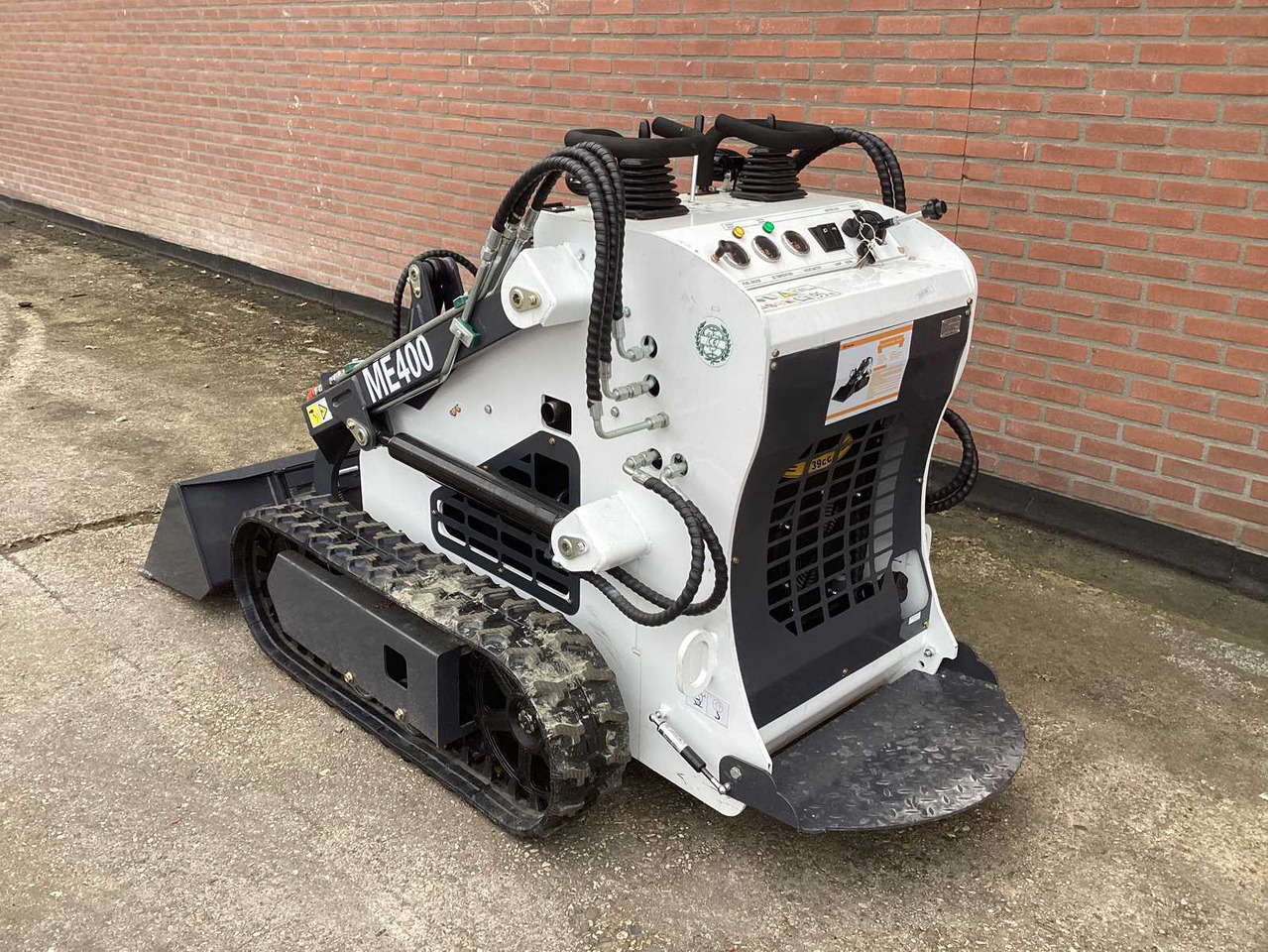 ME power ME 400 - Kompaktlader: das Bild 3 ME power ME 400 - Kompaktlader: das Bild 3