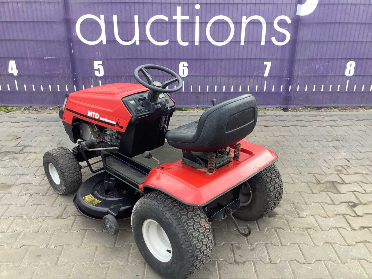 MTD 125\96 - Rasenmäher: das Bild 4 MTD 125\96 - Rasenmäher: das Bild 4