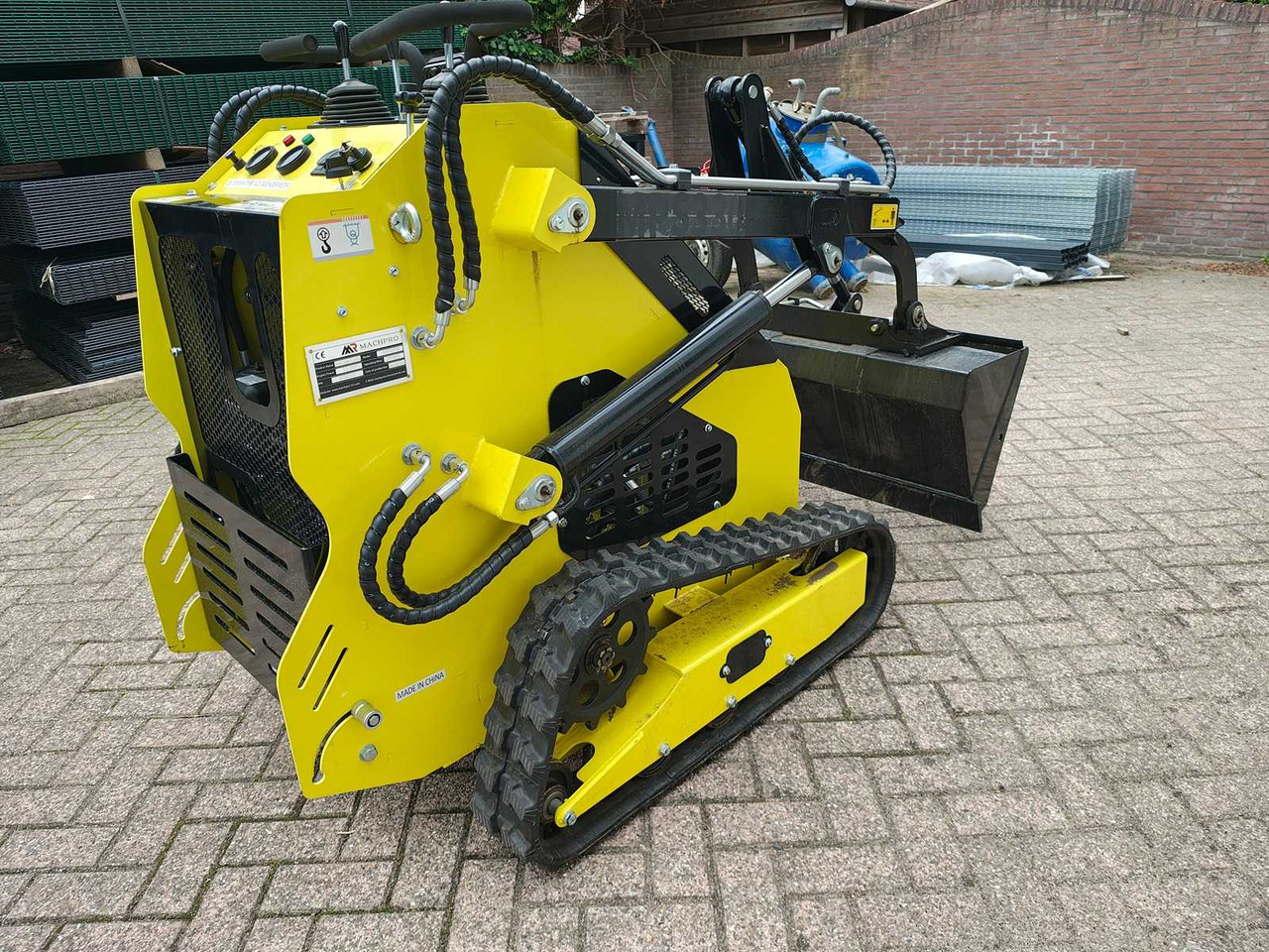 Machpro MPS330 - Kompaktlader: das Bild 5 Machpro MPS330 - Kompaktlader: das Bild 5