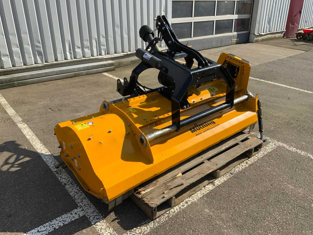 Muthing MU-L 200 - Schlegelmäher: das Bild 3 Muthing MU-L 200 - Schlegelmäher: das Bild 3