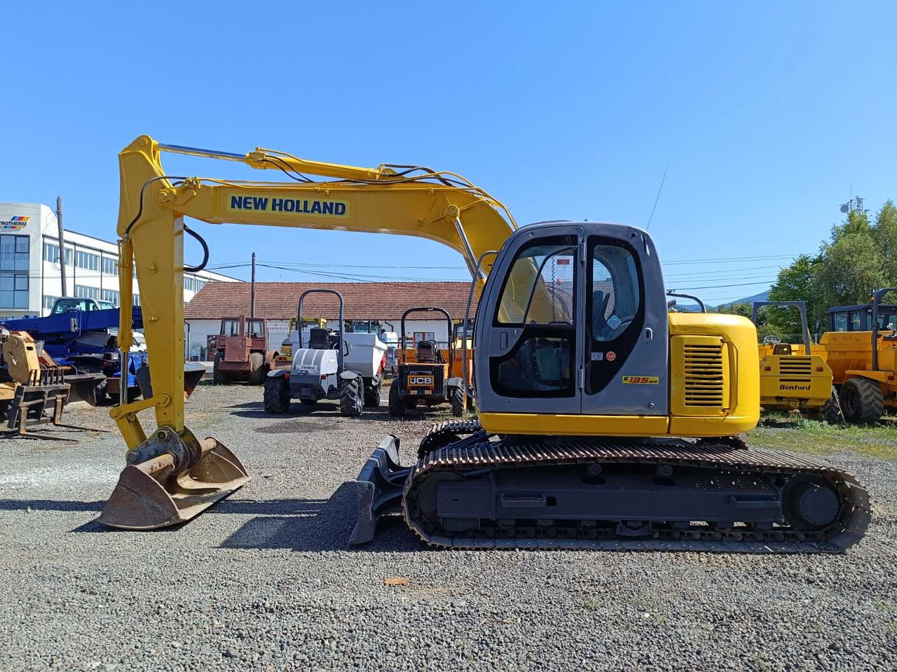 Bagger NEW HOLLAND KOBELCO - E-135-SR - TRACKED EXCAVATOR - 2011: das Bild 7