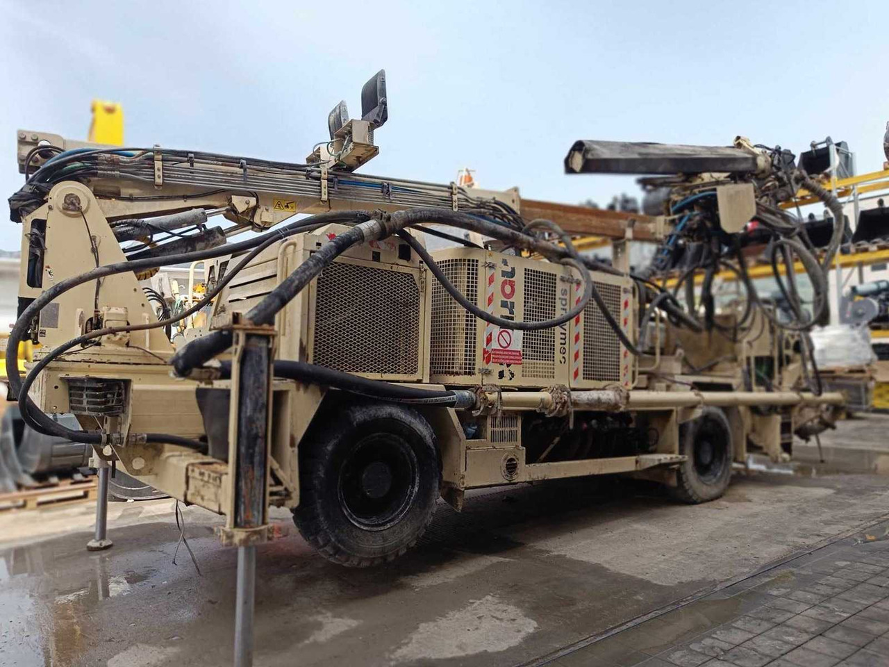 NORMET Spraymec 8100 VC - Betontechnik: das Bild 5 NORMET Spraymec 8100 VC - Betontechnik: das Bild 5