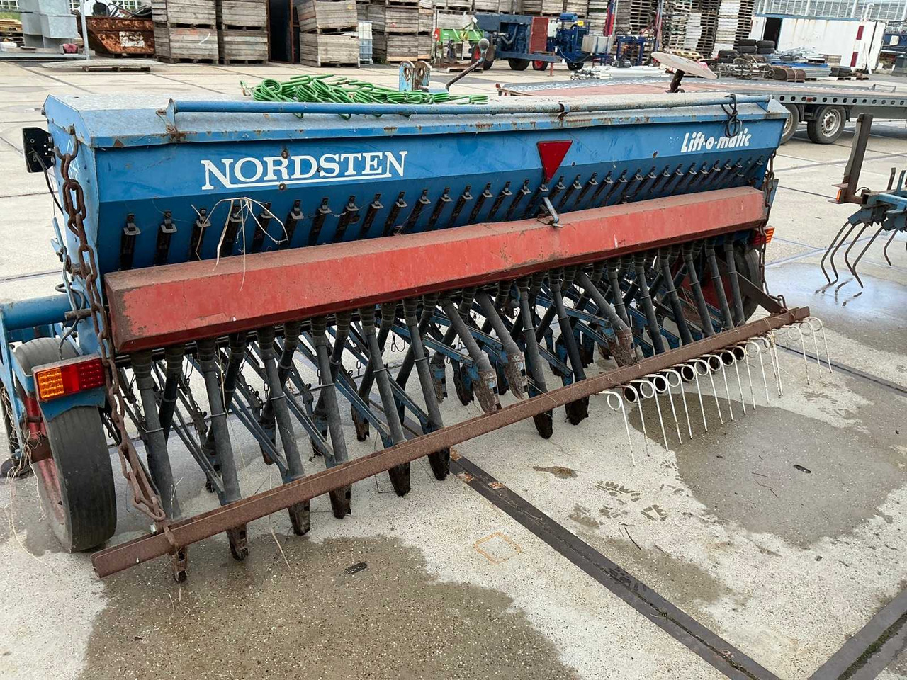 Nordsten Lift-O-Matic - Sätechnik: das Bild 5 Nordsten Lift-O-Matic - Sätechnik: das Bild 5
