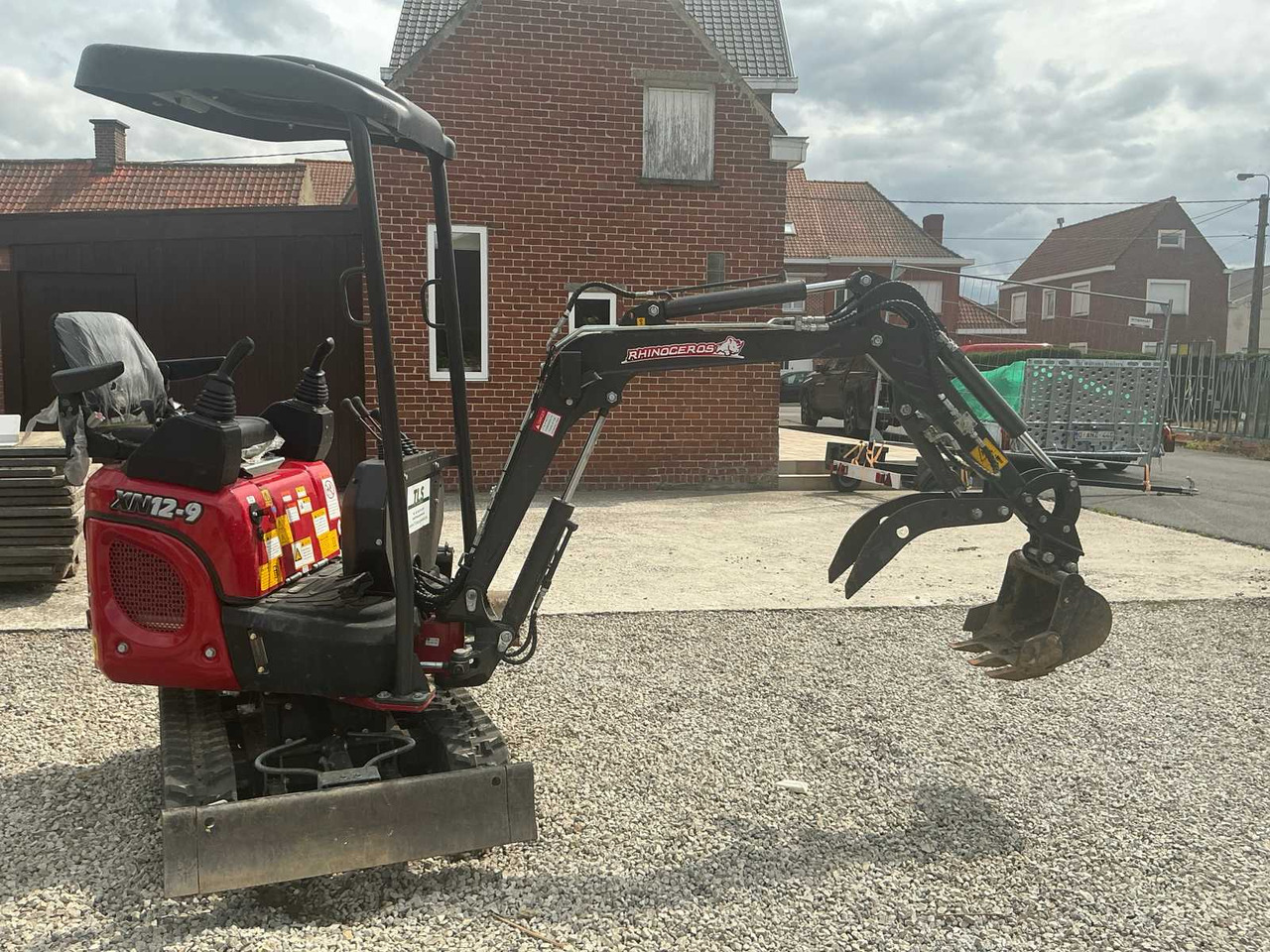 Rhinoceros XN12-9 - Minibagger: das Bild 2 Rhinoceros XN12-9 - Minibagger: das Bild 2