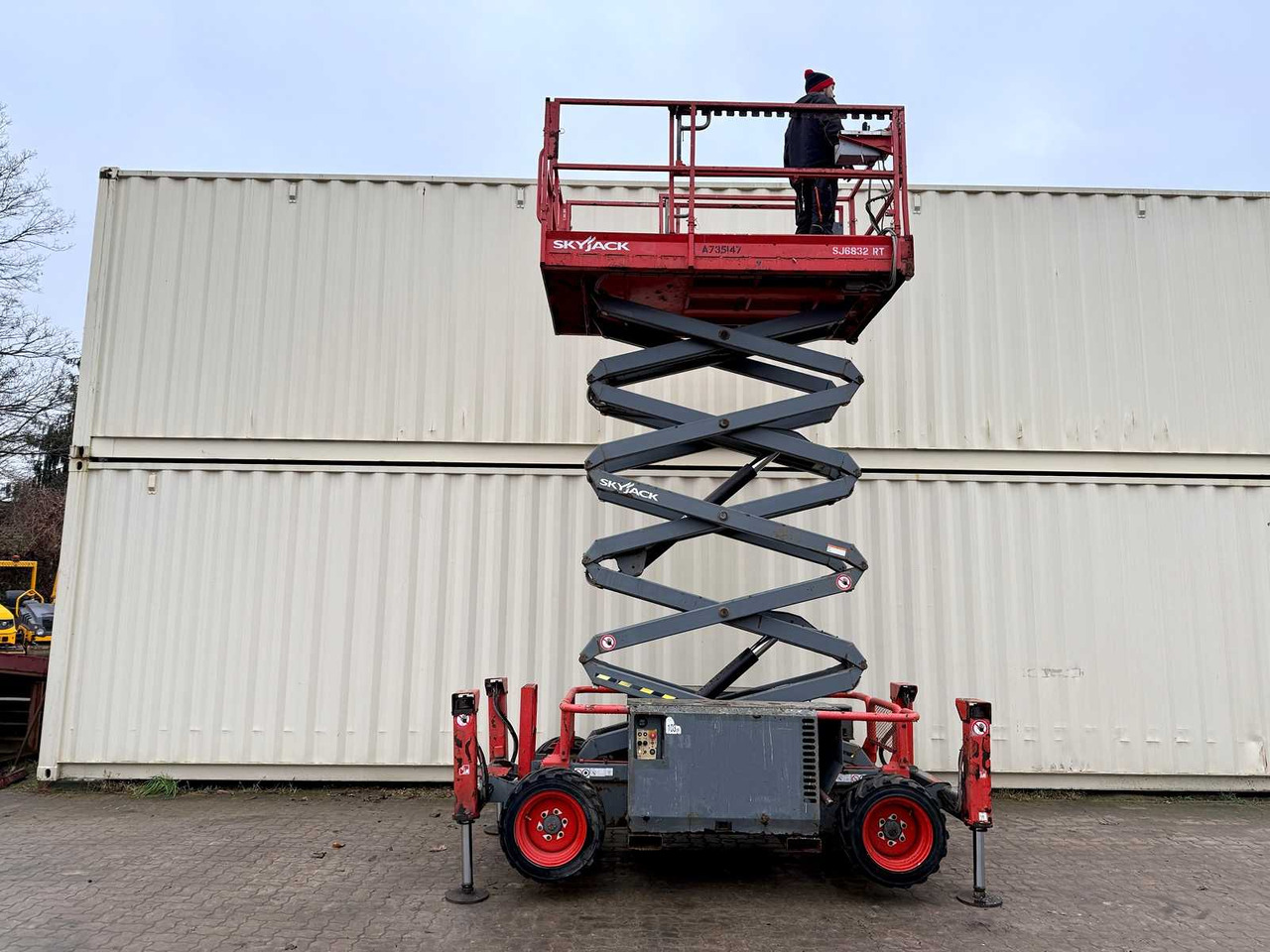 SKYJACK - SJ6832RT - 4X4 - DIESEL - 11.8 METERS - 2016 - AERIAL WORK PLATFORM - Arbeitsbühne: das Bild 4 SKYJACK - SJ6832RT - 4X4 - DIESEL - 11.8 METERS - 2016 - AERIAL WORK PLATFORM - Arbeitsbühne: das Bild 4