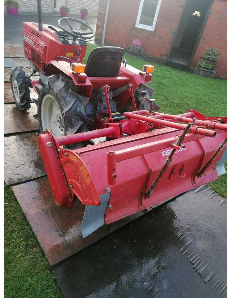 Shibaura SP1540 - Kleintraktor: das Bild 5 Shibaura SP1540 - Kleintraktor: das Bild 5