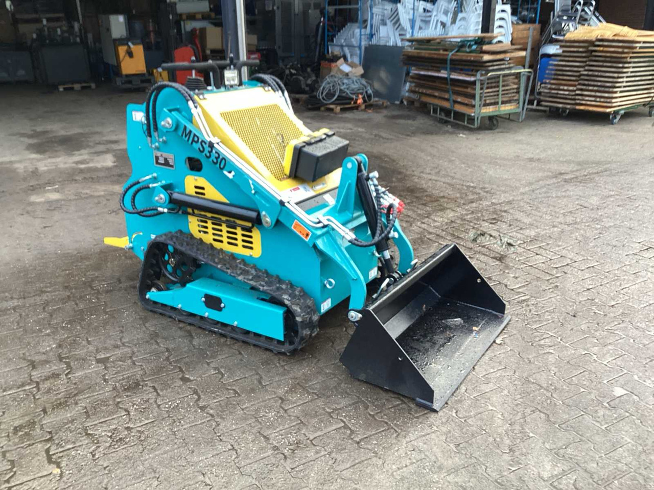 Skid Steer MPS330 - Kompaktlader: das Bild 2 Skid Steer MPS330 - Kompaktlader: das Bild 2