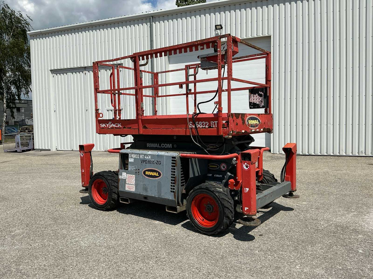 Skyjack SJ6832RT 4x4 - Arbeitsbühne: das Bild 1 Skyjack SJ6832RT 4x4 - Arbeitsbühne: das Bild 1