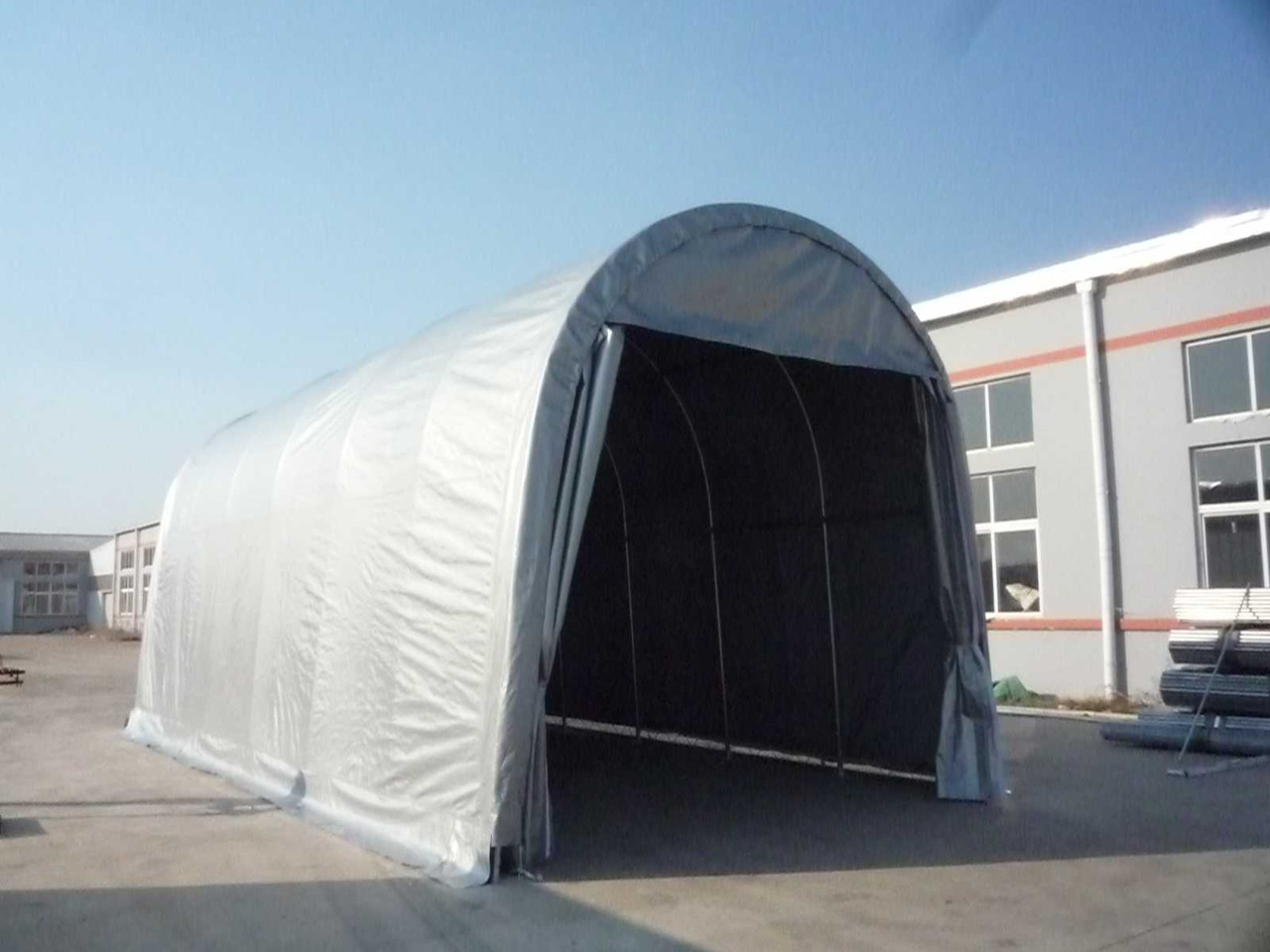 Stahlworks 9,2x4,3x4,3 meter - Lagertank: das Bild 1 Stahlworks 9,2x4,3x4,3 meter - Lagertank: das Bild 1