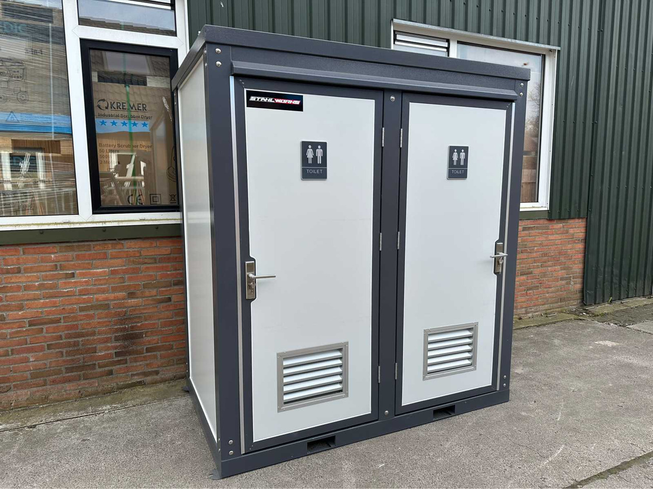 Stahlworks Double - Wohncontainer: das Bild 1 Stahlworks Double - Wohncontainer: das Bild 1