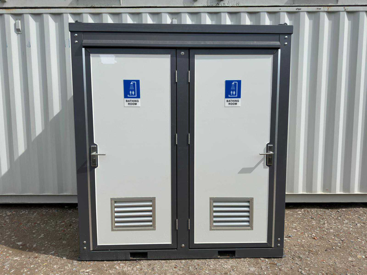 Stahlworks Double - Wohncontainer: das Bild 1 Stahlworks Double - Wohncontainer: das Bild 1