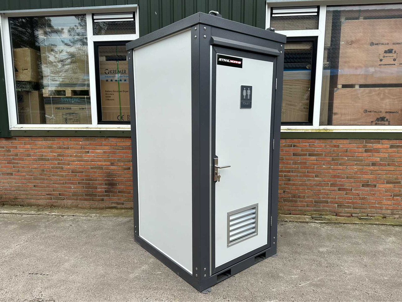 Stahlworks Single - Wohncontainer: das Bild 3 Stahlworks Single - Wohncontainer: das Bild 3