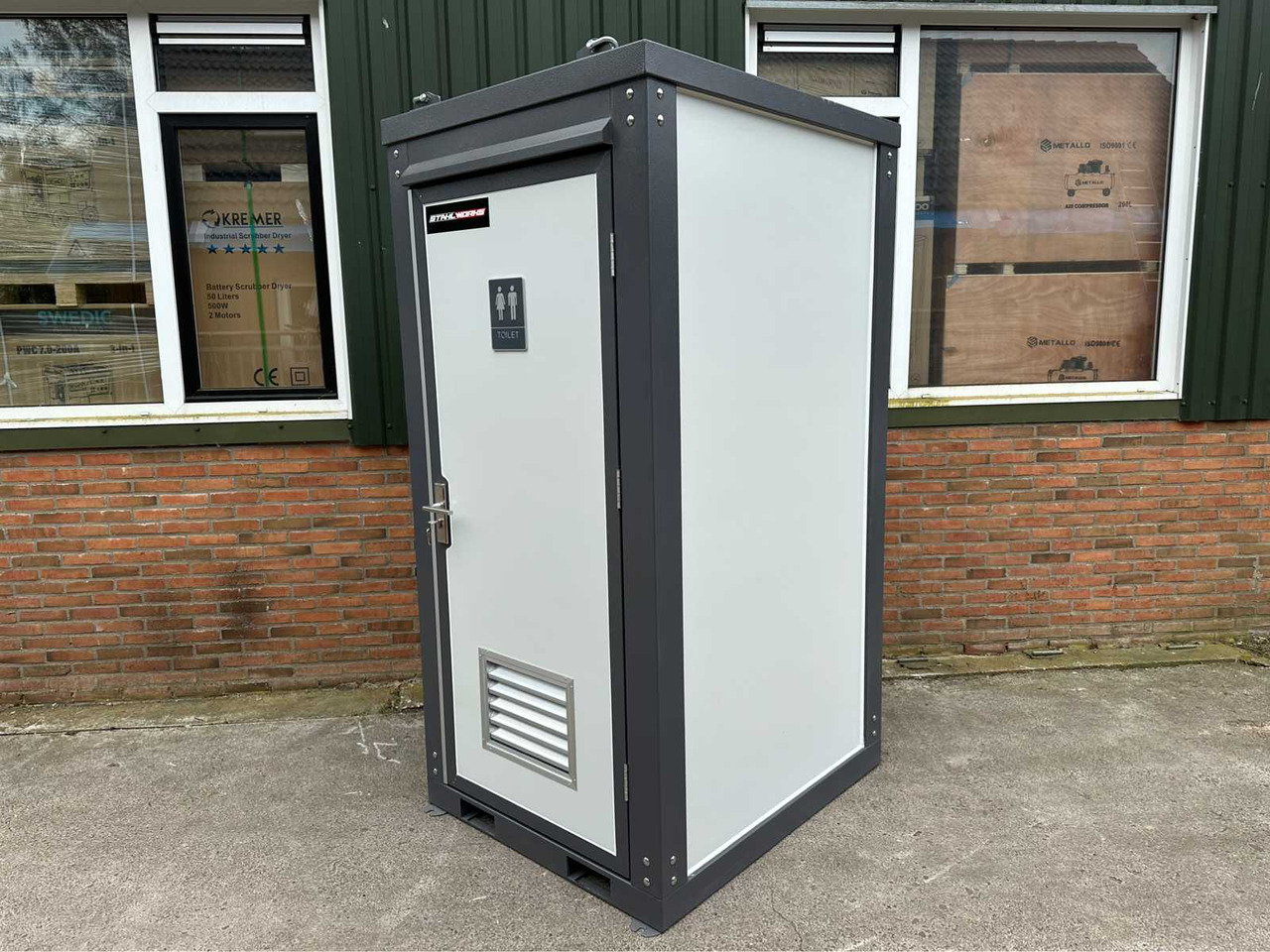 Stahlworks Single - Wohncontainer: das Bild 5 Stahlworks Single - Wohncontainer: das Bild 5