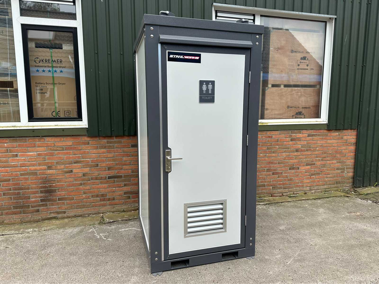 Stahlworks Single - Wohncontainer: das Bild 2 Stahlworks Single - Wohncontainer: das Bild 2