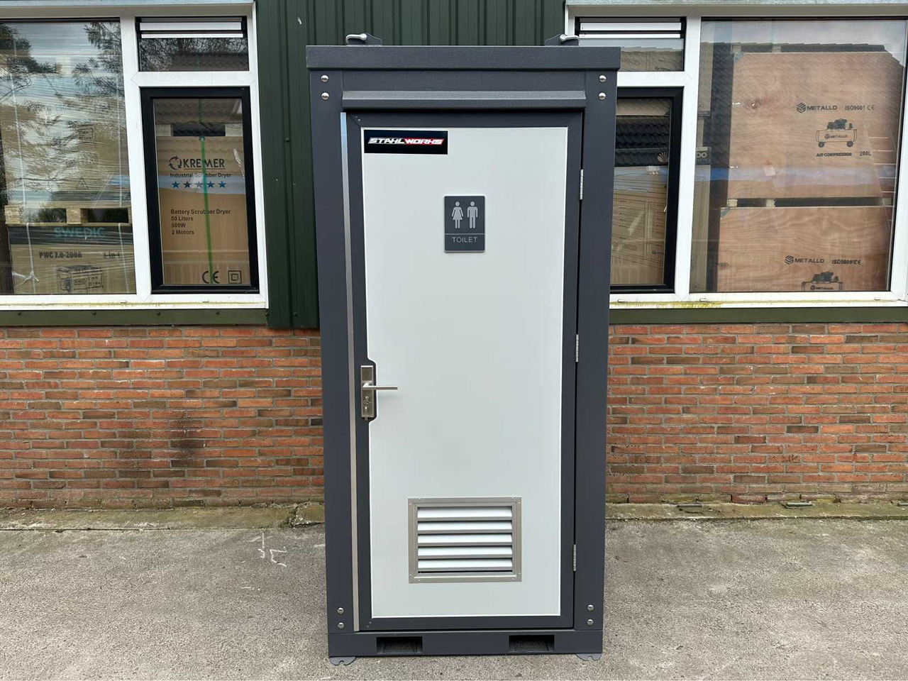 Stahlworks Single - Wohncontainer: das Bild 2 Stahlworks Single - Wohncontainer: das Bild 2