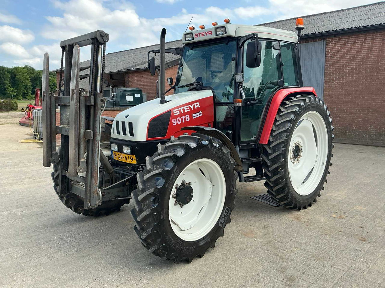 Steyr 9078 - Traktor: das Bild 3 Steyr 9078 - Traktor: das Bild 3