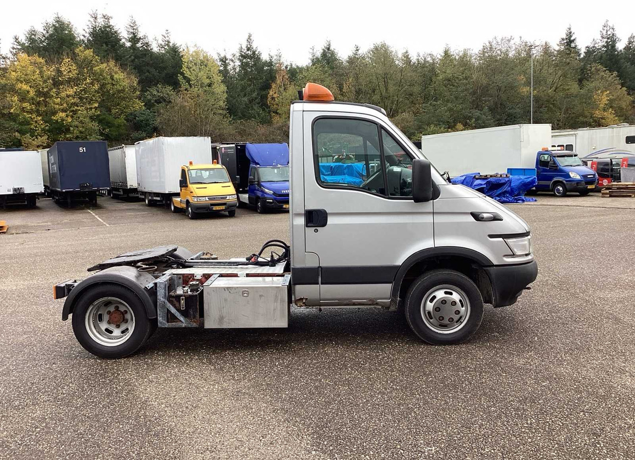 2005 IVECO 40C17 10 TON TRACTOR COMMERCIAL VEHICLE - Transporter: das Bild 4 2005 IVECO 40C17 10 TON TRACTOR COMMERCIAL VEHICLE - Transporter: das Bild 4