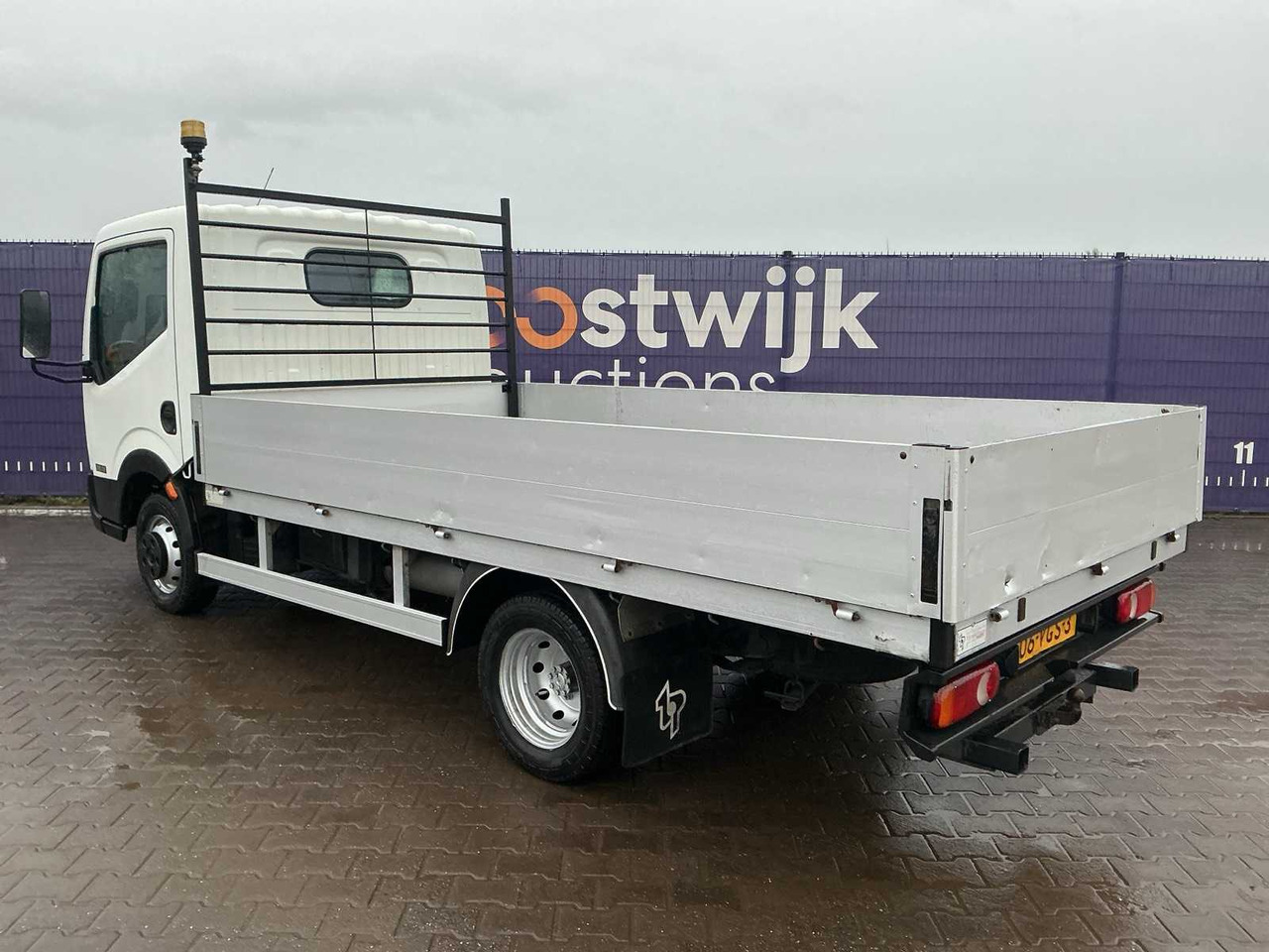 2007 - NISSAN - CABSTAR E - 130.35 2.5 DCI 290DC - COMMERCIAL VEHICLE - Transporter: das Bild 3 2007 - NISSAN - CABSTAR E - 130.35 2.5 DCI 290DC - COMMERCIAL VEHICLE - Transporter: das Bild 3