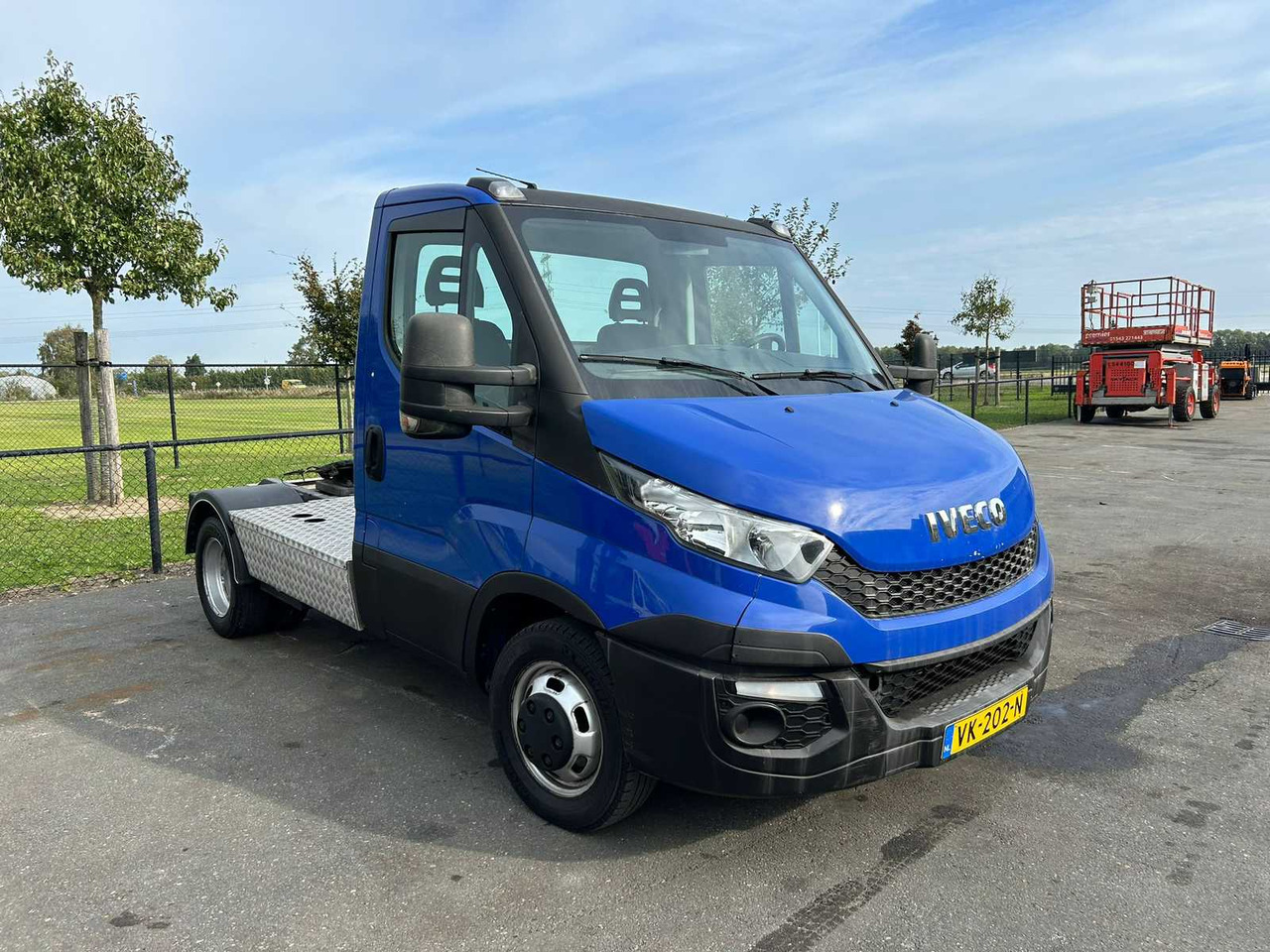 2014 IVECO DAILY DAILY 40C17 3.0 300 BE SEMI-TRAILER TRACTOR - Transporter: das Bild 4 2014 IVECO DAILY DAILY 40C17 3.0 300 BE SEMI-TRAILER TRACTOR - Transporter: das Bild 4