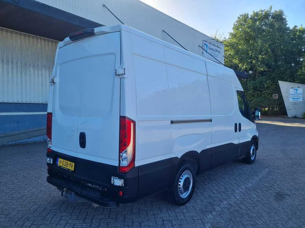 IVECO - DAILY - 35S15V 2.3 352 H2 L - V-038-PR - Transporter: das Bild 3 IVECO - DAILY - 35S15V 2.3 352 H2 L - V-038-PR - Transporter: das Bild 3