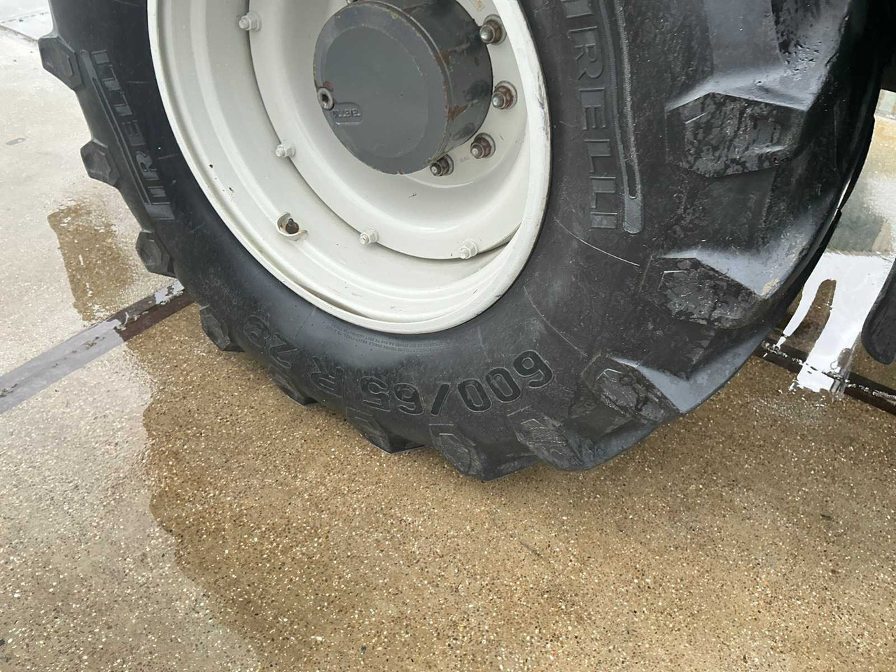 Traktor Valtra T163: das Bild 16